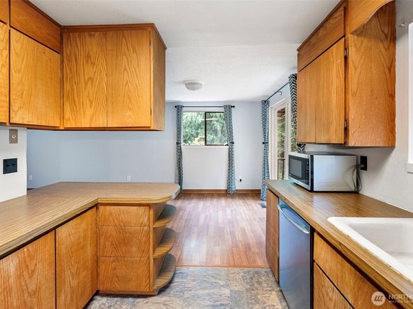 6550 NW Mathwig Lane, Silverdale WA 98383