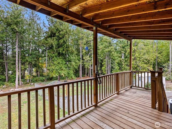 6550 NW Mathwig Lane, Silverdale WA 98383