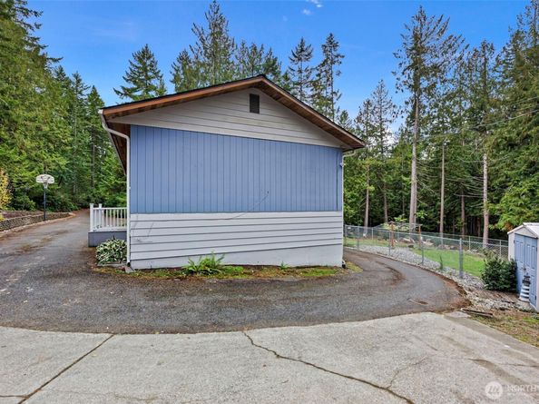 6550 NW Mathwig Lane, Silverdale WA 98383