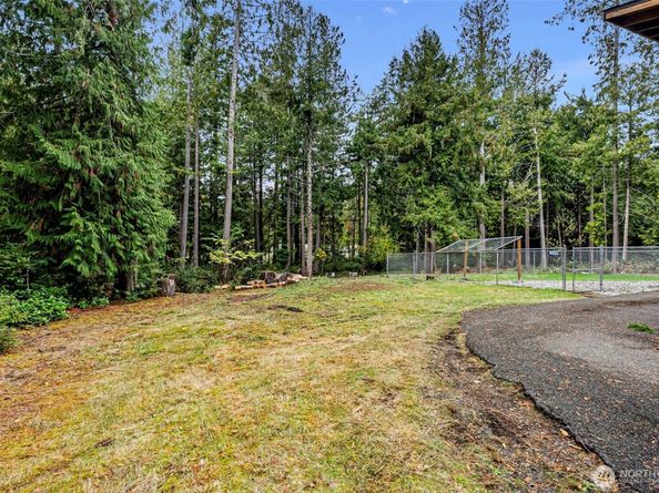 6550 NW Mathwig Lane, Silverdale WA 98383