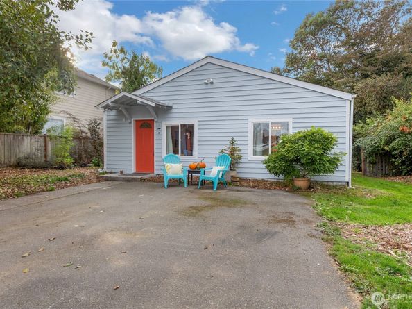 14426 12th Avenue SW, Burien WA 98166