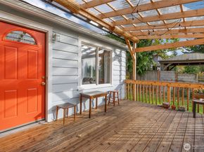 14426 12th Avenue SW, Burien WA 98166