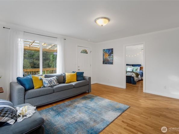 14426 12th Avenue SW, Burien WA 98166