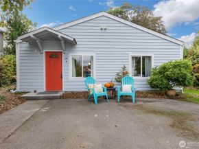 14426 12th Avenue SW, Burien WA 98166