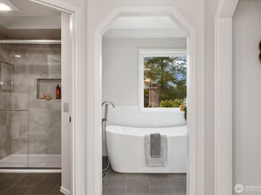 14210 207th Place NE, Woodinville WA 98077