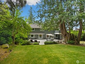 14210 207th Place NE, Woodinville WA 98077