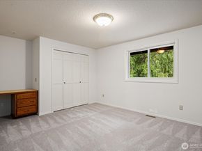 14210 207th Place NE, Woodinville WA 98077