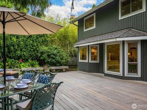 14210 207th Place NE, Woodinville WA 98077