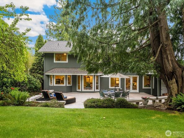 14210 207th Place NE, Woodinville WA 98077