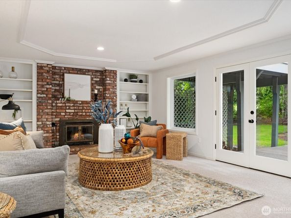 14210 207th Place NE, Woodinville WA 98077