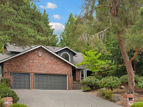 14210 207th Place NE, Woodinville WA 98077