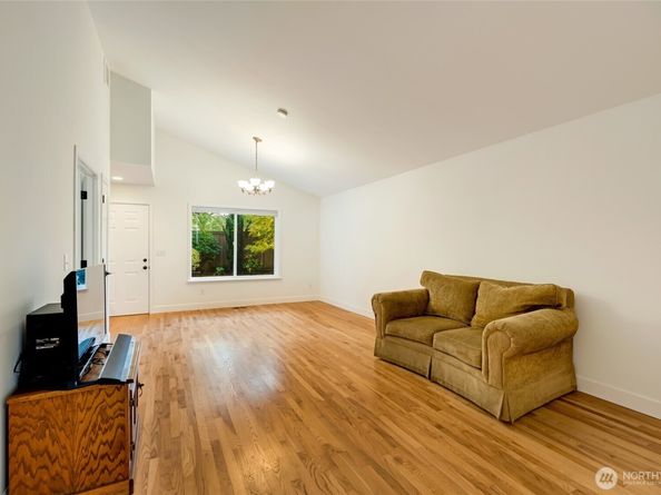 16375 NE 44th Court, Redmond WA 98052