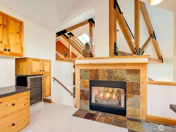 16375 NE 44th Court, Redmond WA 98052