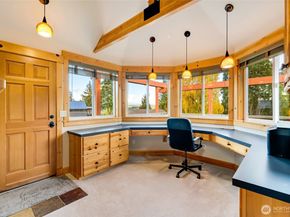 16375 NE 44th Court, Redmond WA 98052