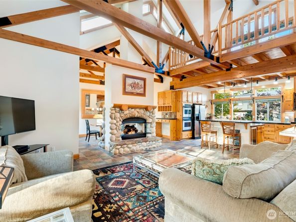 16375 NE 44th Court, Redmond WA 98052