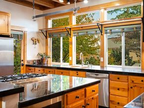 16375 NE 44th Court, Redmond WA 98052