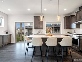 1187 7th Avenue NE 14.6, Issaquah WA 98029