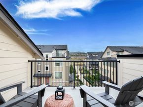 1187 7th Avenue NE 14.6, Issaquah WA 98029