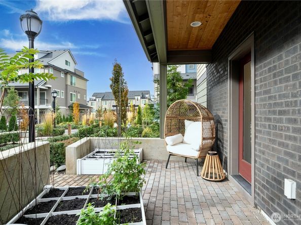 1187 7th Avenue NE 14.6, Issaquah WA 98029