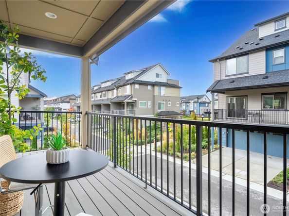 1187 7th Avenue NE 14.6, Issaquah WA 98029