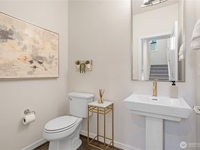 1187 7th Avenue NE 14.6, Issaquah WA 98029