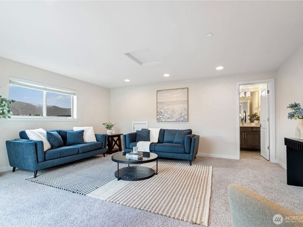 1187 7th Avenue NE 14.6, Issaquah WA 98029