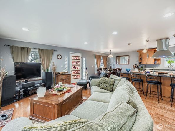 16051 51st Avenue S, Tukwila WA 98188