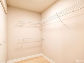 527 S Cloverdale Street D, Seattle WA 98108