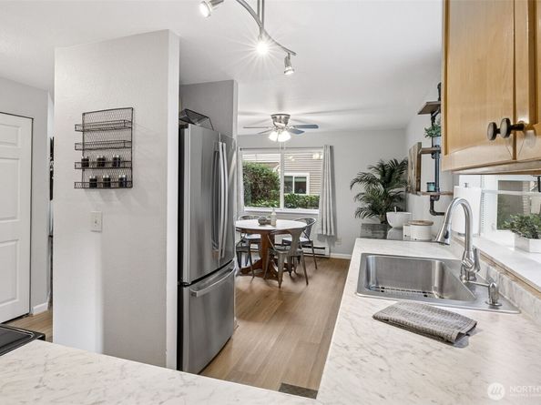 23816 12th Place S 406, Des Moines WA 98198