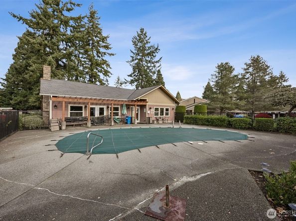 23816 12th Place S 406, Des Moines WA 98198