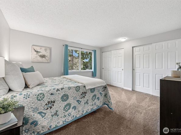 23816 12th Place S 406, Des Moines WA 98198