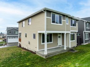 2383 Yulan Walk, Bremerton WA 98310
