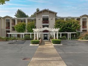 1709 134th Avenue SE 19, Bellevue WA 98005