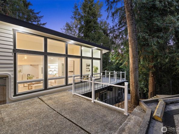 14538 38th Avenue NE, Lake Forest Park WA 98155
