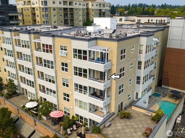 10042 Main Street 404, Bellevue WA 98004