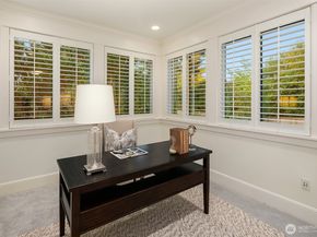5112 48th Avenue NE, Seattle WA 98105