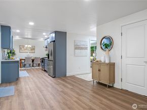 11527 113th PL NE, Kirkland WA 98033