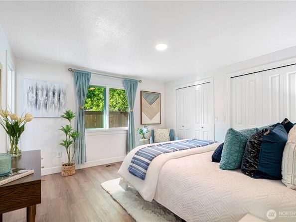 11527 113th PL NE, Kirkland WA 98033