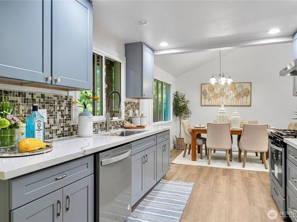 11527 113th PL NE, Kirkland WA 98033