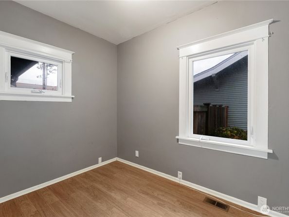 1628 McDougall Avenue, Everett WA 98201