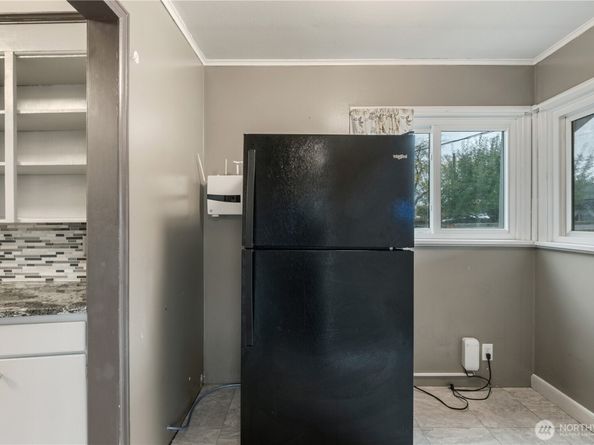 1628 McDougall Avenue, Everett WA 98201