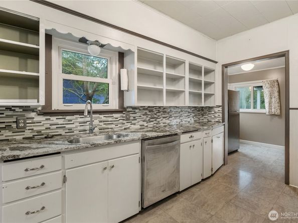 1628 McDougall Avenue, Everett WA 98201