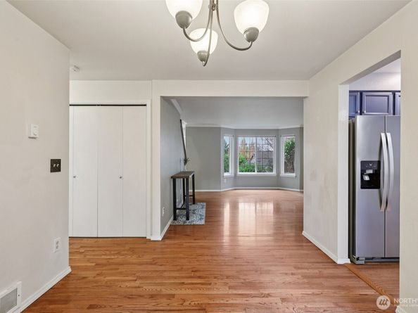 16504 3rd Drive SE, Bothell WA 98012