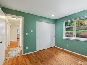 16504 3rd Drive SE, Bothell WA 98012