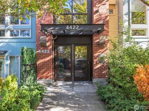 4422 Bagley Avenue N 108, Seattle WA 98103