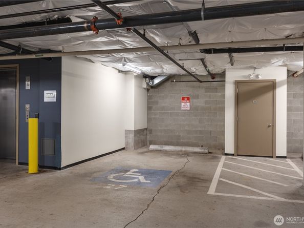 4422 Bagley Avenue N 108, Seattle WA 98103