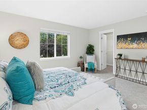 24690 SE 46th Terrace, Sammamish WA 98029