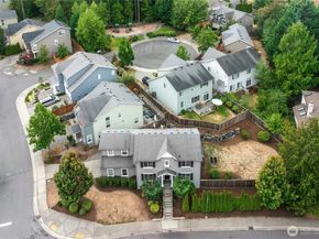 24690 SE 46th Terrace, Sammamish WA 98029