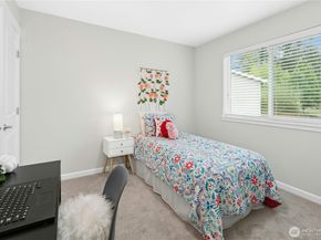 24690 SE 46th Terrace, Sammamish WA 98029