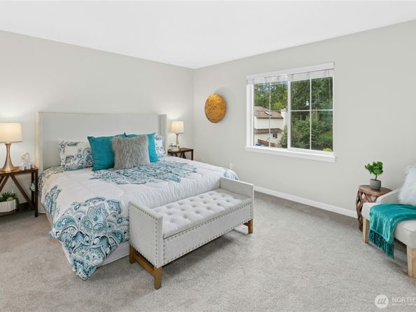 24690 SE 46th Terrace, Sammamish WA 98029